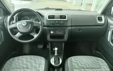 Skoda Fabia II, 2009 год, 598 000 рублей, 11 фотография