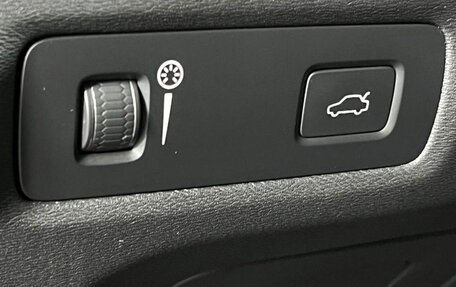 Volvo S90 II рестайлинг, 2021 год, 3 499 000 рублей, 31 фотография