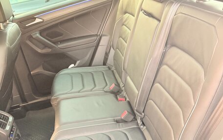 Volkswagen Tiguan II, 2020 год, 4 300 000 рублей, 14 фотография