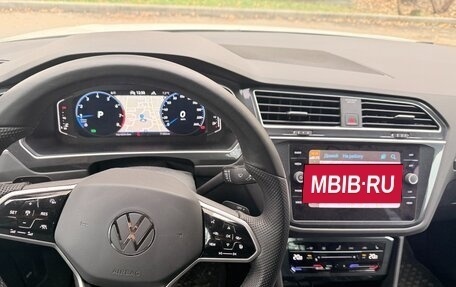 Volkswagen Tiguan II, 2020 год, 4 300 000 рублей, 32 фотография