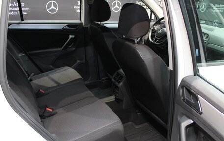 Volkswagen Tiguan II, 2019 год, 2 120 000 рублей, 13 фотография