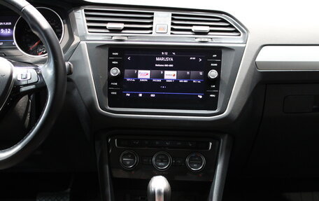 Volkswagen Tiguan II, 2019 год, 2 120 000 рублей, 12 фотография