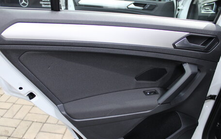 Volkswagen Tiguan II, 2019 год, 2 120 000 рублей, 21 фотография