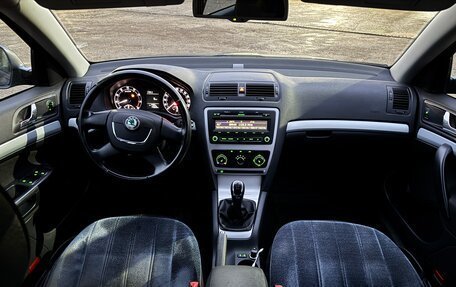 Skoda Octavia, 2011 год, 850 000 рублей, 10 фотография