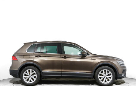 Volkswagen Tiguan II, 2020 год, 2 900 000 рублей, 4 фотография
