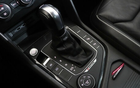 Volkswagen Tiguan II, 2020 год, 2 900 000 рублей, 16 фотография