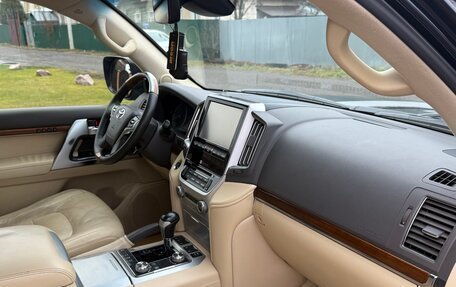 Toyota Land Cruiser 200, 2016 год, 6 480 000 рублей, 9 фотография