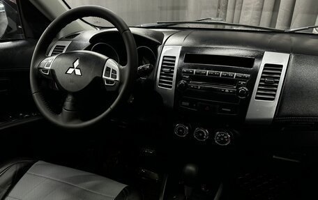 Mitsubishi Outlander III рестайлинг 3, 2011 год, 999 777 рублей, 9 фотография