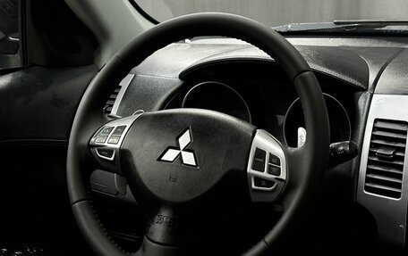 Mitsubishi Outlander III рестайлинг 3, 2011 год, 999 777 рублей, 8 фотография