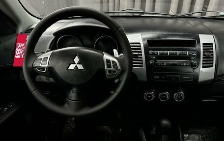 Mitsubishi Outlander III рестайлинг 3, 2011 год, 999 777 рублей, 11 фотография