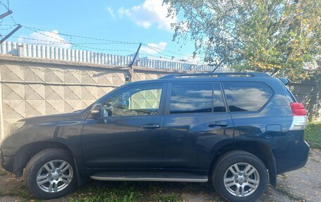 Toyota Land Cruiser Prado 150 рестайлинг 2, 2013 год, 2 650 000 рублей, 3 фотография