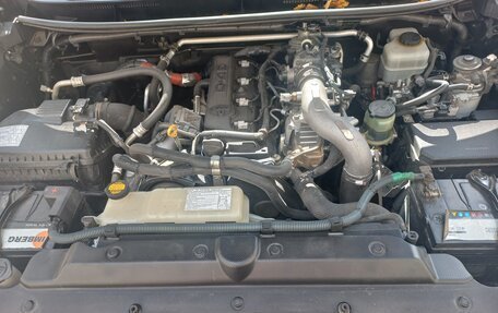 Toyota Land Cruiser Prado 150 рестайлинг 2, 2013 год, 2 650 000 рублей, 13 фотография