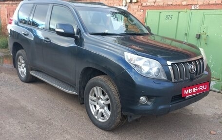Toyota Land Cruiser Prado 150 рестайлинг 2, 2013 год, 2 650 000 рублей, 10 фотография