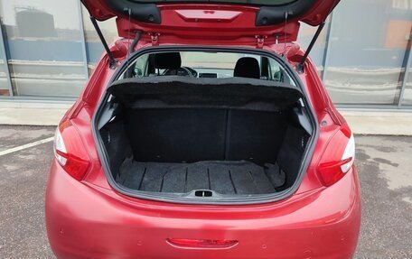 Peugeot 208 II, 2013 год, 559 000 рублей, 10 фотография