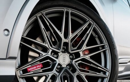 Audi SQ7, 2021 год, 10 000 000 рублей, 11 фотография