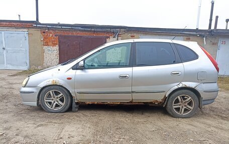 Nissan Almera Tino i, 2000 год, 125 000 рублей, 2 фотография