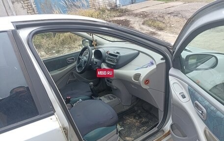 Nissan Almera Tino i, 2000 год, 125 000 рублей, 12 фотография