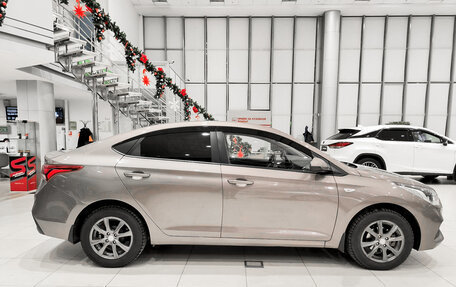 Hyundai Solaris II рестайлинг, 2018 год, 1 050 000 рублей, 4 фотография