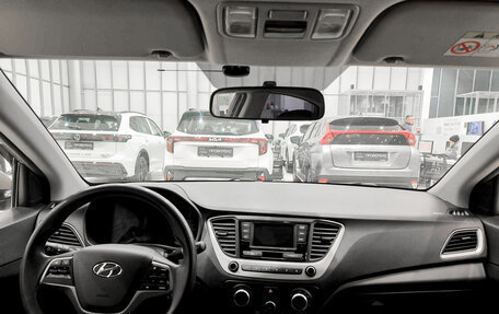 Hyundai Solaris II рестайлинг, 2018 год, 1 050 000 рублей, 14 фотография