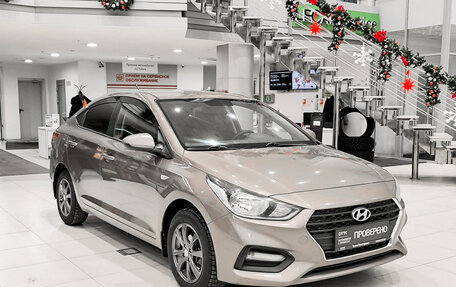 Hyundai Solaris II рестайлинг, 2018 год, 1 050 000 рублей, 3 фотография