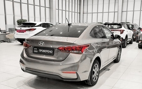 Hyundai Solaris II рестайлинг, 2018 год, 1 050 000 рублей, 5 фотография