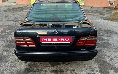 Mercedes-Benz E-Класс, 1996 год, 445 000 рублей, 8 фотография