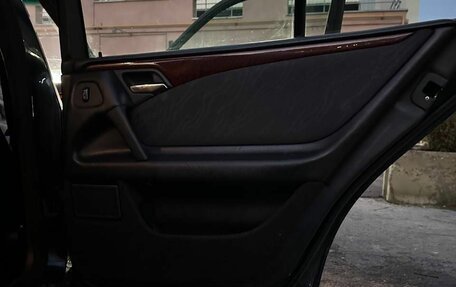 Mercedes-Benz E-Класс, 1996 год, 445 000 рублей, 19 фотография