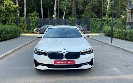 BMW 5 серия, 2022 год, 4 800 000 рублей, 1 фотография