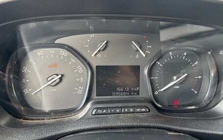 Opel Vivaro, 2023 год, 4 400 000 рублей, 11 фотография