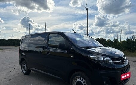 Opel Vivaro, 2023 год, 4 400 000 рублей, 4 фотография