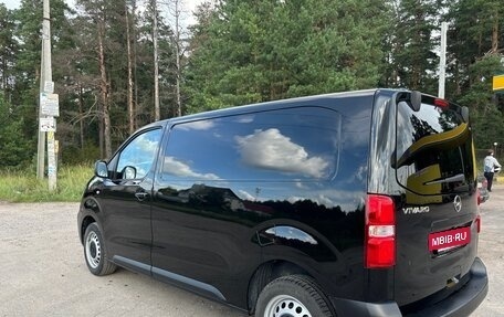 Opel Vivaro, 2023 год, 4 400 000 рублей, 7 фотография