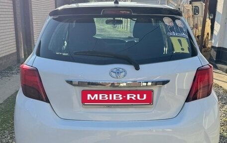 Toyota Yaris III рестайлинг, 2015 год, 1 500 000 рублей, 4 фотография