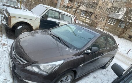 Hyundai Solaris II рестайлинг, 2014 год, 900 000 рублей, 6 фотография