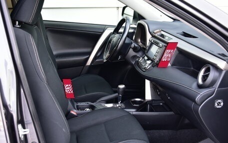 Toyota RAV4, 2015 год, 1 859 000 рублей, 13 фотография