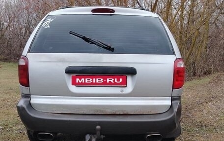 Chrysler Voyager IV, 2001 год, 450 000 рублей, 4 фотография