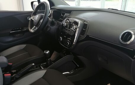 Renault Kaptur I рестайлинг, 2021 год, 1 800 000 рублей, 3 фотография