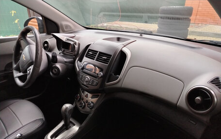 Chevrolet Aveo III, 2013 год, 700 000 рублей, 5 фотография