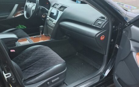 Toyota Camry, 2010 год, 1 350 000 рублей, 7 фотография