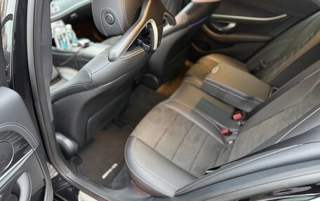 Mercedes-Benz E-Класс, 2018 год, 3 450 000 рублей, 11 фотография