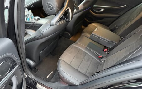 Mercedes-Benz E-Класс, 2018 год, 3 450 000 рублей, 10 фотография