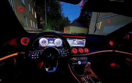 Mercedes-Benz E-Класс, 2018 год, 3 450 000 рублей, 18 фотография