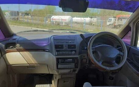 Nissan Presage I, 2000 год, 370 000 рублей, 6 фотография