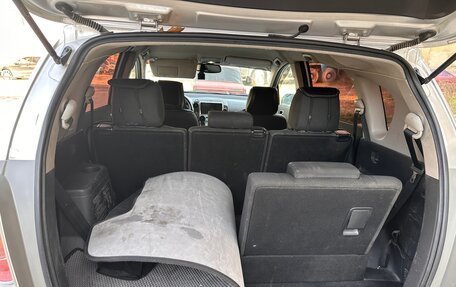 Toyota Corolla Verso I, 2006 год, 800 000 рублей, 4 фотография