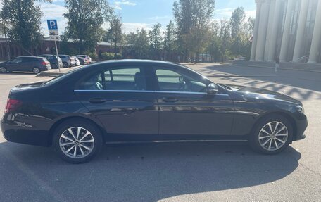 Mercedes-Benz E-Класс, 2018 год, 2 299 000 рублей, 6 фотография
