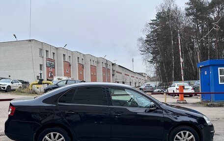 Volkswagen Jetta VI, 2009 год, 690 000 рублей, 4 фотография