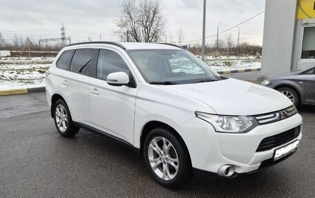 Mitsubishi Outlander III рестайлинг 3, 2012 год, 1 500 000 рублей, 1 фотография