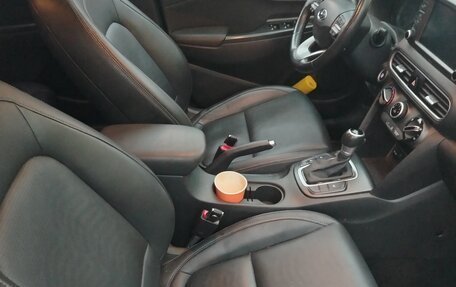 Hyundai Kona I, 2018 год, 1 900 000 рублей, 9 фотография