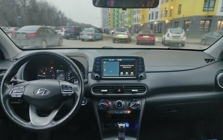 Hyundai Kona I, 2018 год, 1 900 000 рублей, 10 фотография