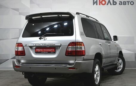 Toyota Land Cruiser 100 рестайлинг 2, 2006 год, 2 400 000 рублей, 8 фотография