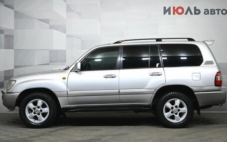 Toyota Land Cruiser 100 рестайлинг 2, 2006 год, 2 400 000 рублей, 9 фотография